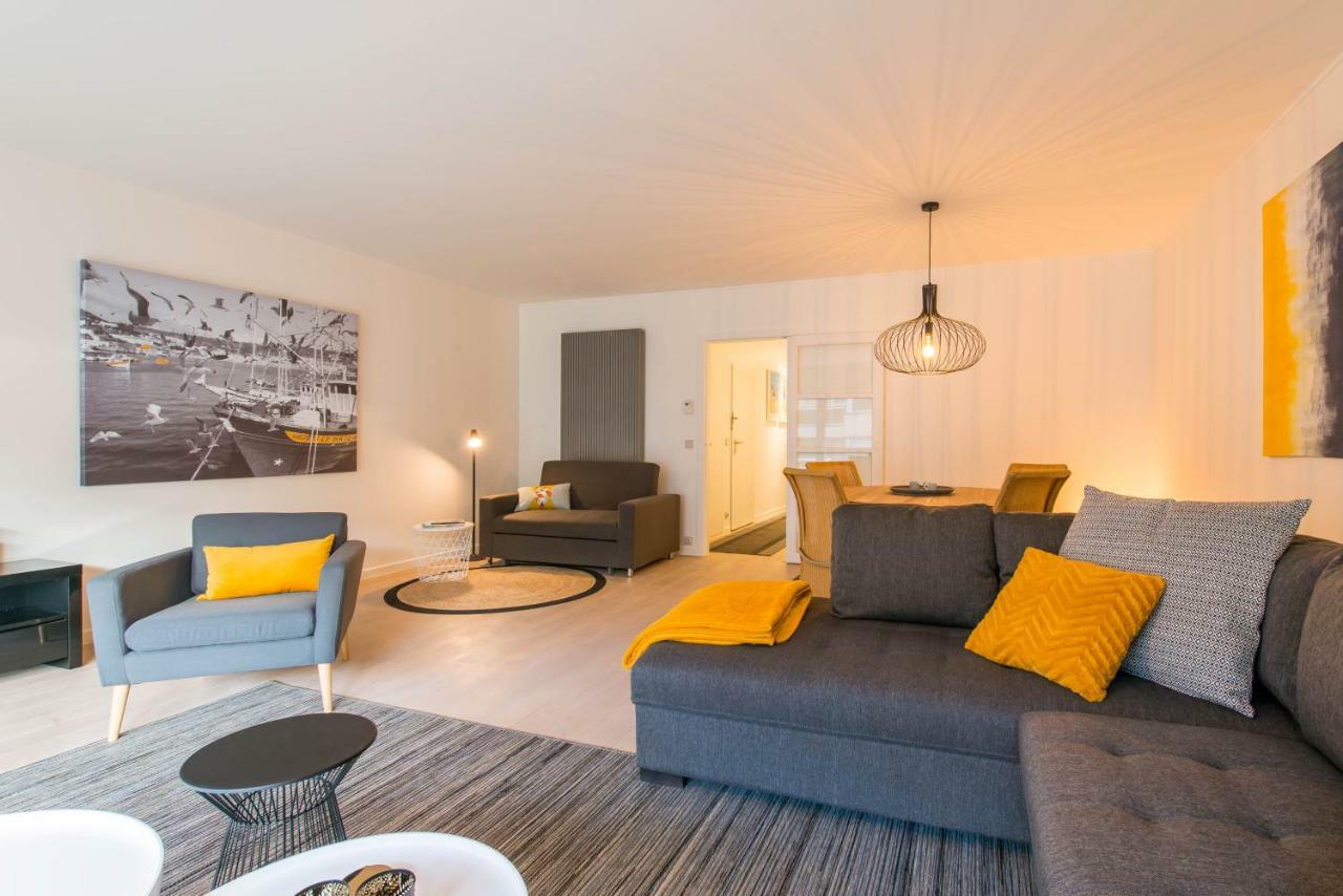 Yellow Knokke-Heist Exterior photo