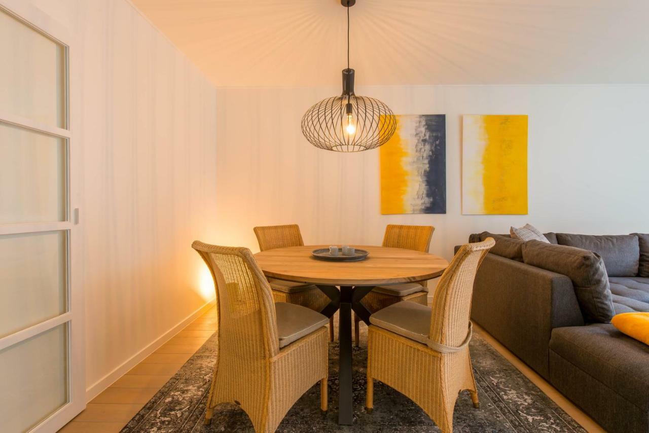 Yellow Knokke-Heist Exterior photo