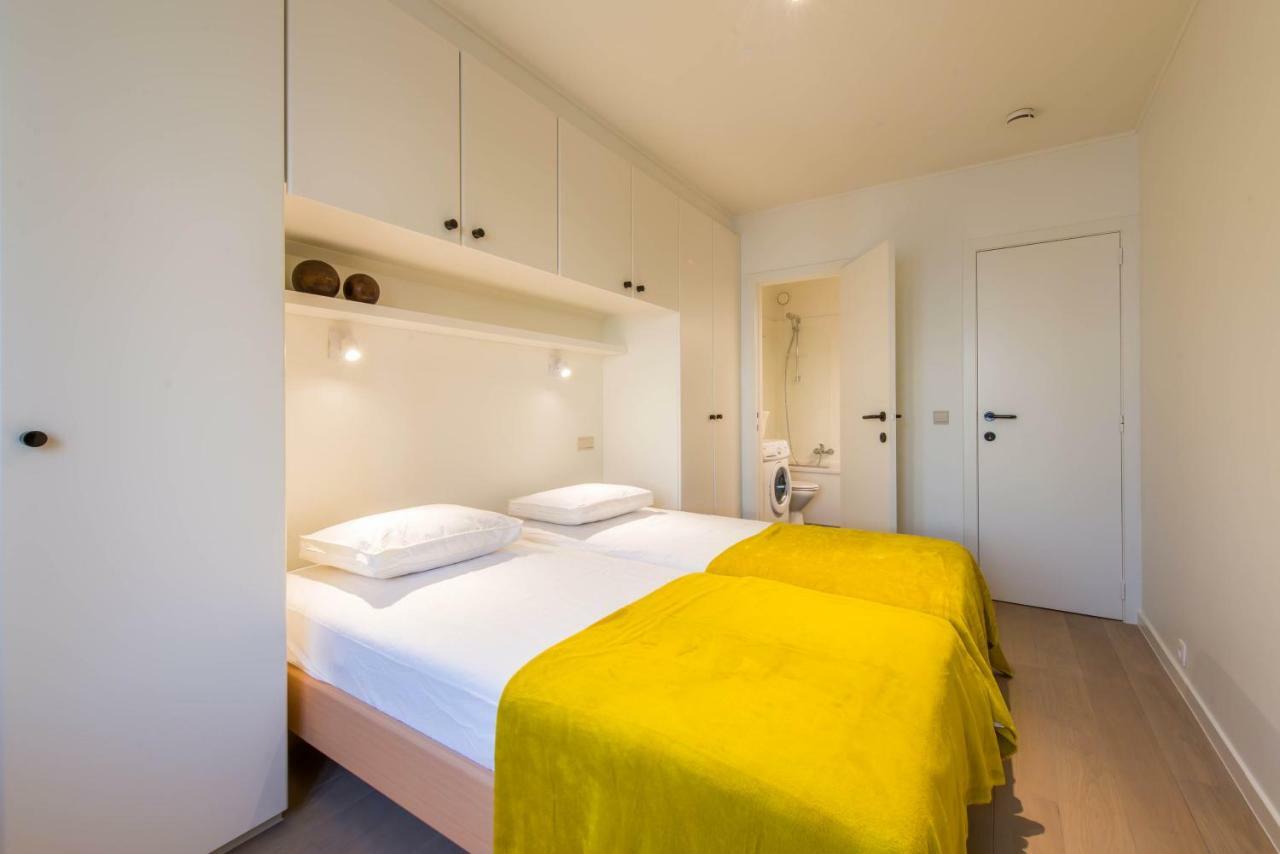 Yellow Knokke-Heist Exterior photo